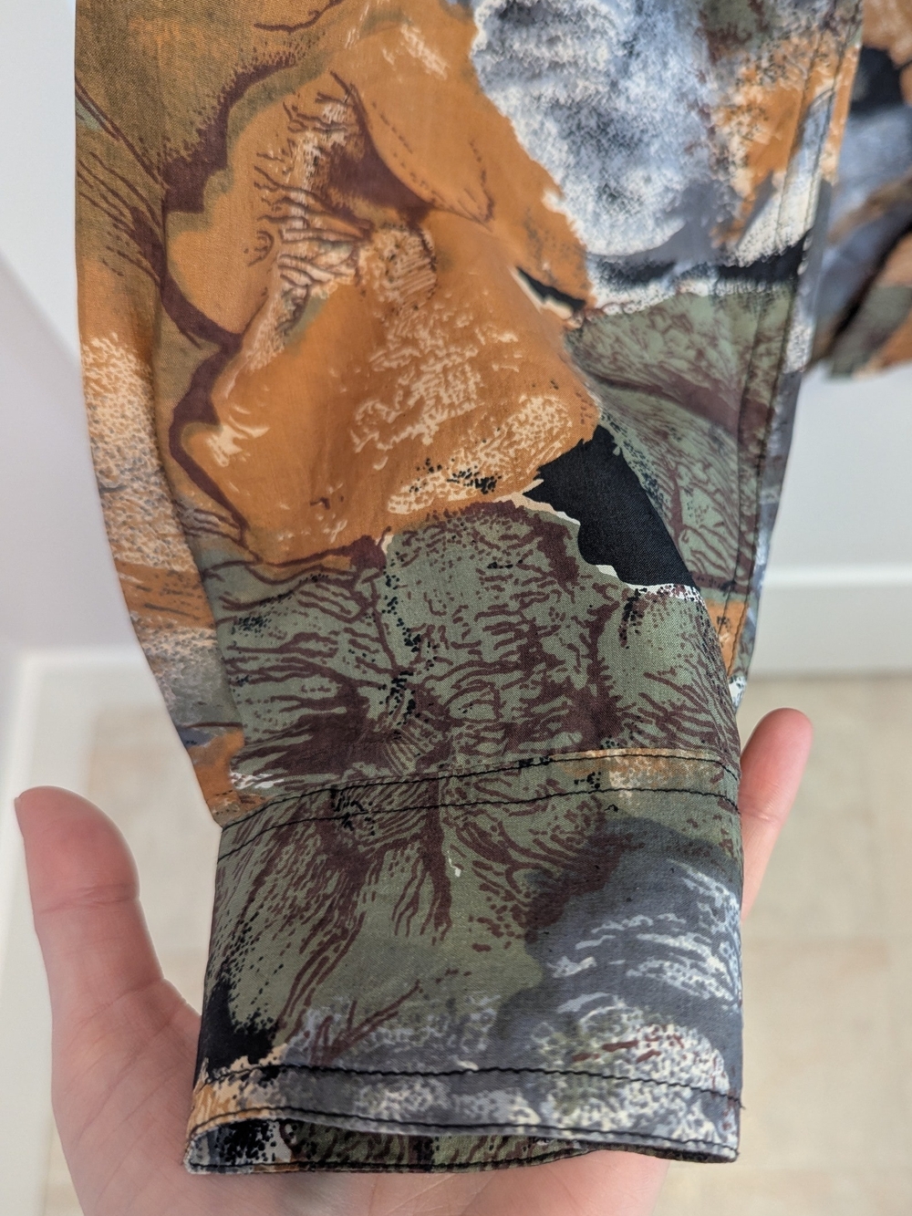 Serge Saintyves Vintage Silk Abstract Button-Up Blouse | Earth Tone Print | Over - Picture 6 of 8
